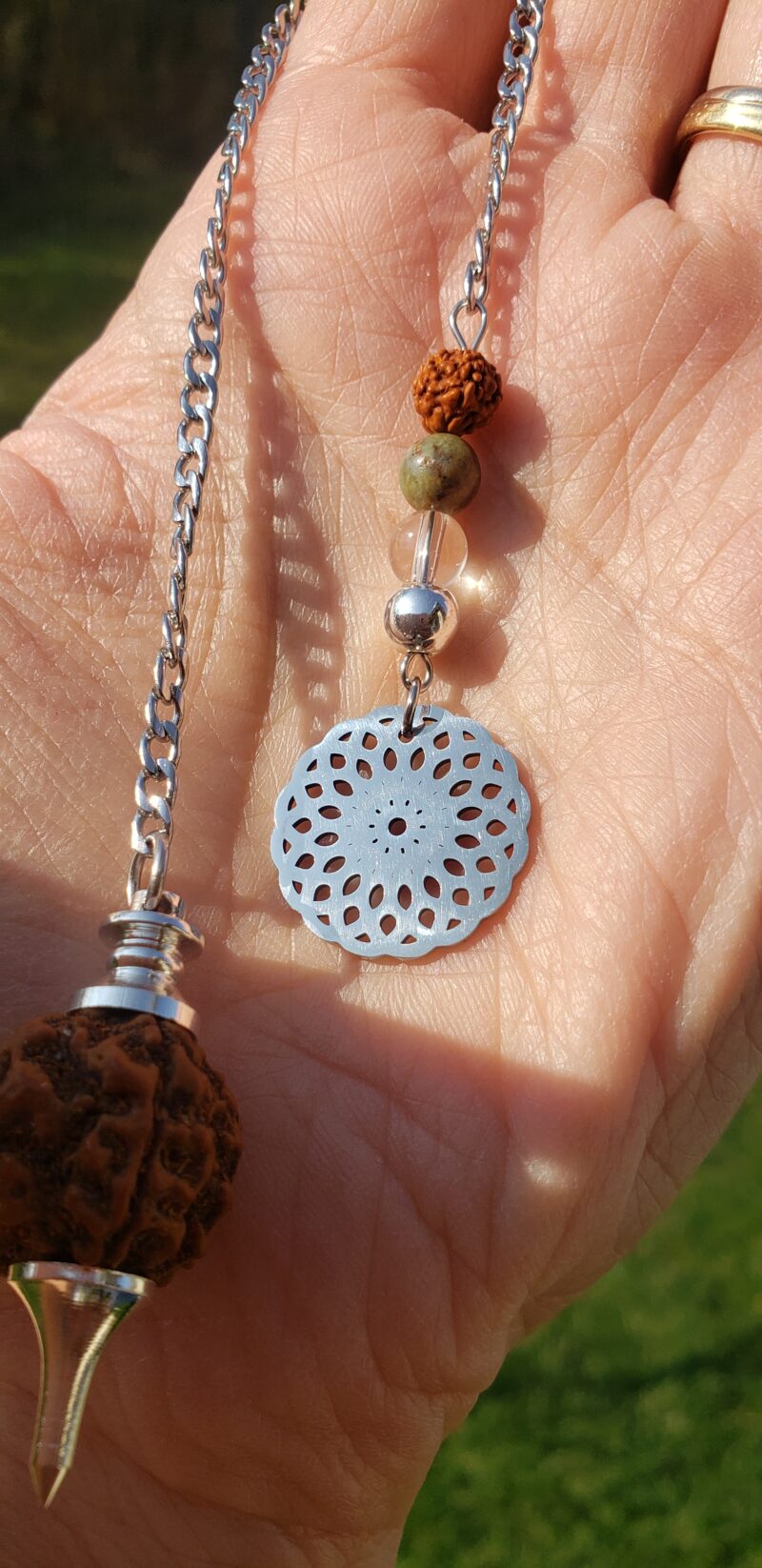 Pendule Rudraksha et Cristal de roche – Image 4