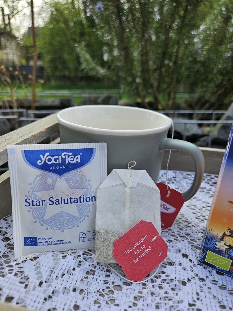 Tisane Yogi Tea Salutation aux étoiles - Boite de 17 sachets – Image 3