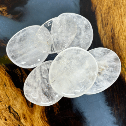 Petit galet de Cristal de roche