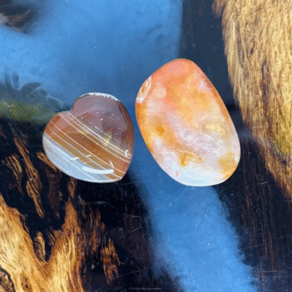 Lot Galet et coeur de Cornaline