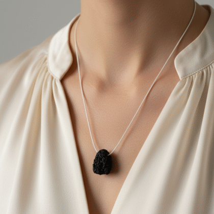 Collier en Pierre de lave